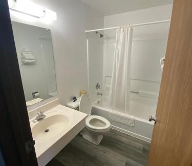 Gila Bend Hotel | Americas Choice Inn & Suites