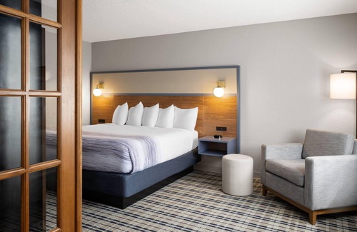 Alexandria Hotel | AmericInn by Wyndham Alexandria