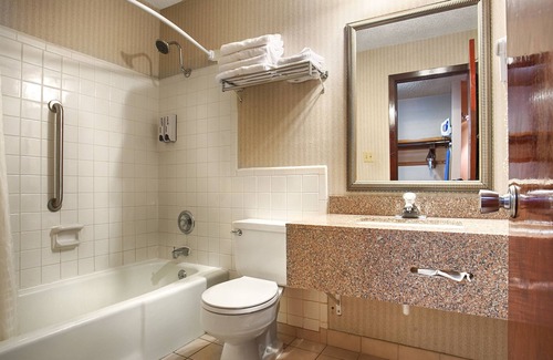 Appleton Hotel | AmericInn by Wyndham Appleton Downtown