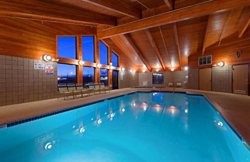 Rexburg Hotel | AmericInn by Wyndham Rexburg BYUI