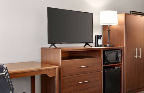 Sauk Centre Hotel | AmericInn by Wyndham Sauk Centre