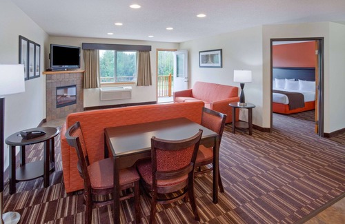 St. Cloud Hotel | AmericInn by Wyndham Sartell