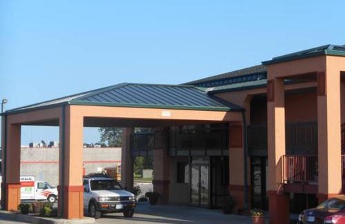 St. Joseph Hotel | AmeriStay Inn St Joseph