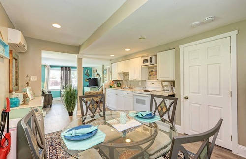 Bradenton Beach House | AMI Lighthouse Cottage-one Minute Walk To The Beach-keyless Locks