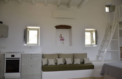 Katapola House | Amorgos The Olive Garden "by the sea”