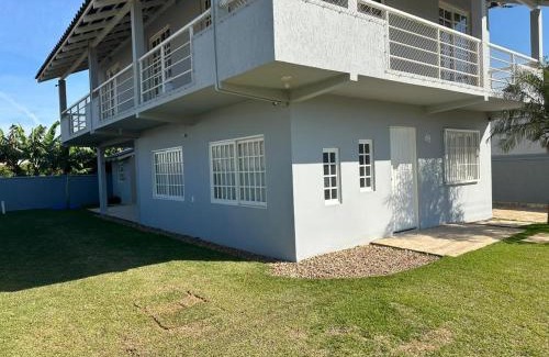 Meia Praia House | Ampla casa com 5 quartos e vista para o mar