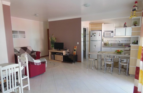 Ingleses Norte Apartment | Ample Apt (new) 300m from the beach, with Air in all rooms and Game Room.