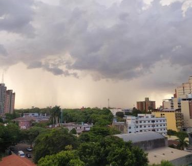 Barrio Centro Apartment | Amplio apartamento a pasos de los principales centros de compras