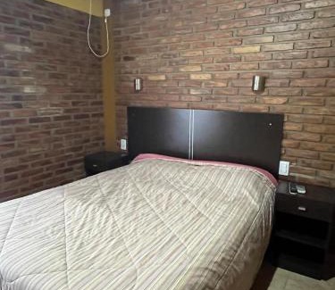 Miramar Apartment | Amplio departamento con 2 habitaciones- Balcón hacia la pileta y estacionamiento