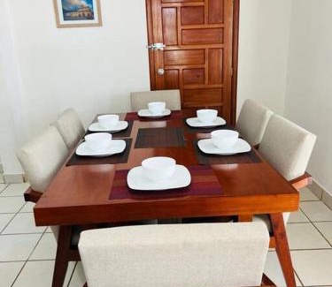 Del Cerrillo Apartment | Amplio Dpto. céntrico con cochera y terraza.