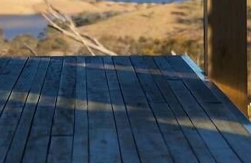 Central Tablelands House | “an experience in time and space...” highVIEW jetty BATHURST