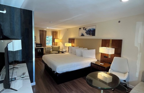 Rochester Hotel | Anchorage Inn of Rochester