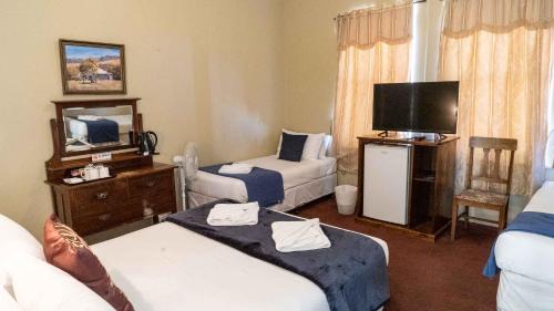 Victor Harbor Hotel | Anchorage Seafront Hotel