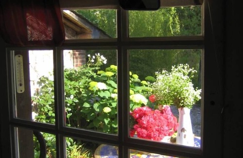 Morville-sur-Andelle House | Ancient Normanbarn with piano peacefully situated on the river Andelle