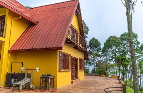 Angelopolis Ski Chalet | Andes Mountains Refuge w/Avacado Farm and Organic Garden