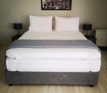 Koukaki Apartment | Androniki suite
