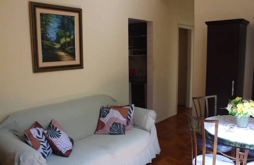 Gloria Apartment | Anfitrioca - Cozy and Spacious Apartment