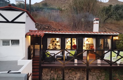 San Bartolome de Tirajana Cottage | Angels pathway The best place to relax and meet nature