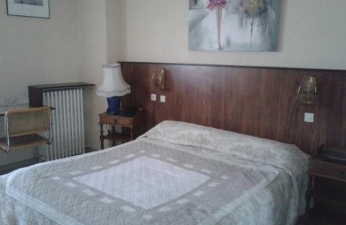 Aix-les-Bains City Center Hotel | Annapolis