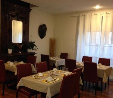Aix-les-Bains City Center Hotel | Annapolis