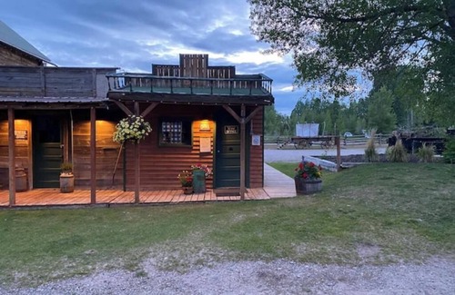 Idaho Falls Apartment | Annie's Attic At Mountain River Ranch