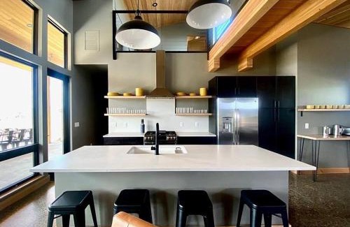 Livingston House | Antelope Run -The Long House