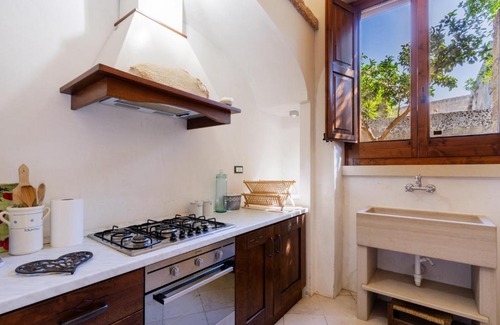 Giuliano di Lecce Apartment | Antica corte dell'800