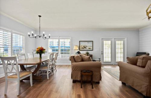 Windy Hill House | Antigua Breeze - 3rd Row - Windy Hill Section