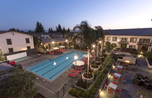 Morse Park Condo | Anton 1101 2BR – Poolside Living & Fire Pit Vibes