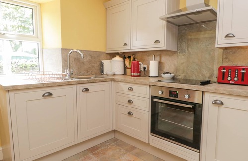 Near Sawrey Cottage | ANVIL COTTAGE, pet friendly, character holiday cottage in Sawrey