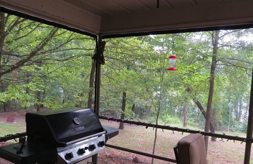 Edgemont House | Any closer to the lake and you will get wet!!