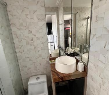 Marco Apartment | Ap 3 Q executivo e funcional wi-fi e estacionamento lazer e trabalho