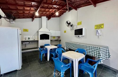 Barra da Lagoa Apartment | Ap Central com Ar Cond. e Piscina no Condomínio