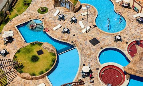 J Jeriquara Apartment | AP201-Golden Dolphin Supreme byParticular