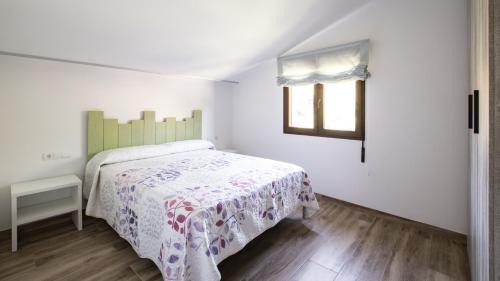 Villarroya de los Pinares Apartment | Apartamento creativo Villa Rubei