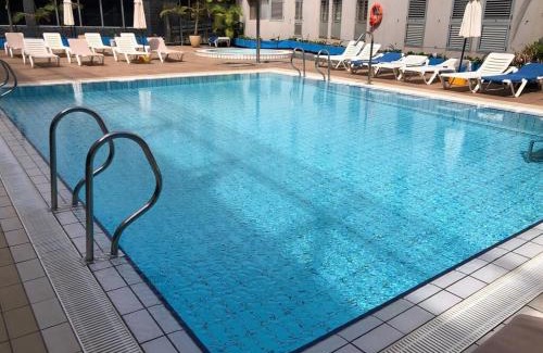 Sardina Apartment | APARTAMENT SARDINA NEAR THE BEACH WITH POOL AND WIFI e