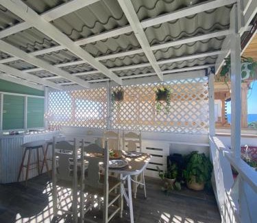 Honduras Apartment | Apartament with terrace and sea view