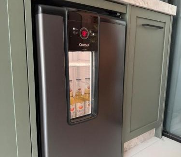 Morretes Apartment | Apartamento 2 suítes, Charme mediterrâneo, com Piscina e Academia