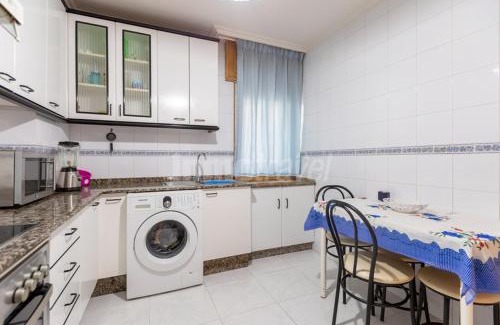 Portonovo Apartment | Apartamento a pie de playa