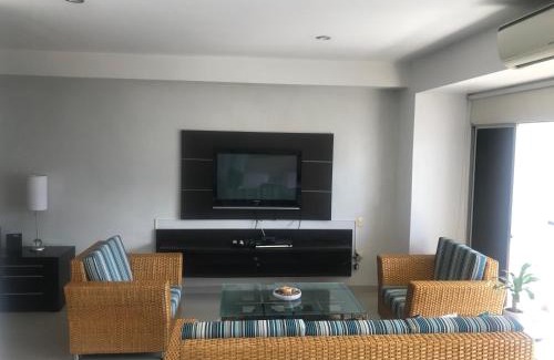 Bucaramanga Apartment | Apartamento Amoblado En Bucaramanga