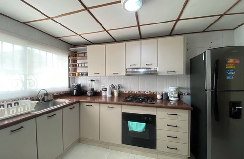 Barranquilla Apartment | Apartamento Amplio, Tranquilo , Cómodo y Seguro a 5 min de CC Buenavista, Viva