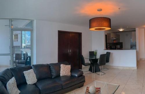 Panama City Apartment | Apartamento Boutique en Avenida Balboa