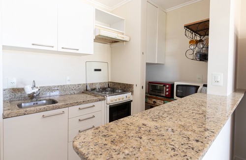 Morro das Pedras Apartment | Apartamento com Vista Mar e Acesso a Praia YY4578