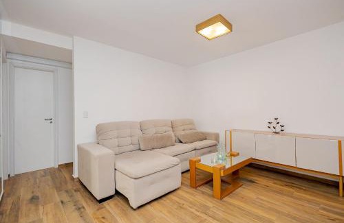 Matriz Apartment | Apartamento Com Vaga e 2 Quartos - HUB2102A