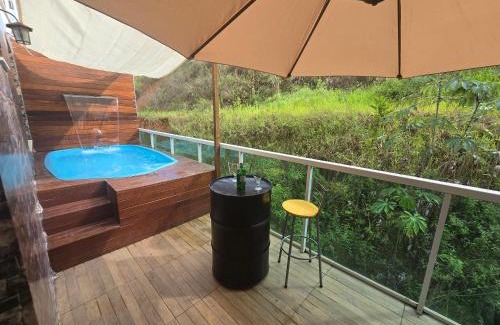 Cataguases Apartment | Apartamento com vista para piscina