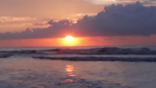 Vila Balnearia Apartment | Apartamento com1 vaga na garagem e internet Jardim Real PRAIA GRANDE