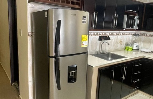 Sur Oriente Apartment | Apartamento con Excelente Ubicación Hacia el Aeropuerto y Centros Comerciales