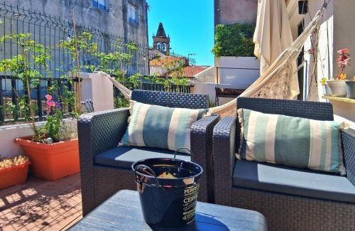 Noia Apartment | Apartamento con terraza, centro histórico de Noia