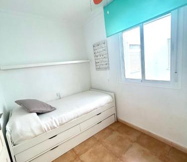 Punta Umbria Apartment | Apartamento con vistas al mar