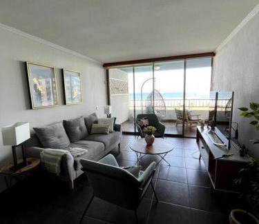 Cavancha Apartment | apartamento con vista al mar y piscina.